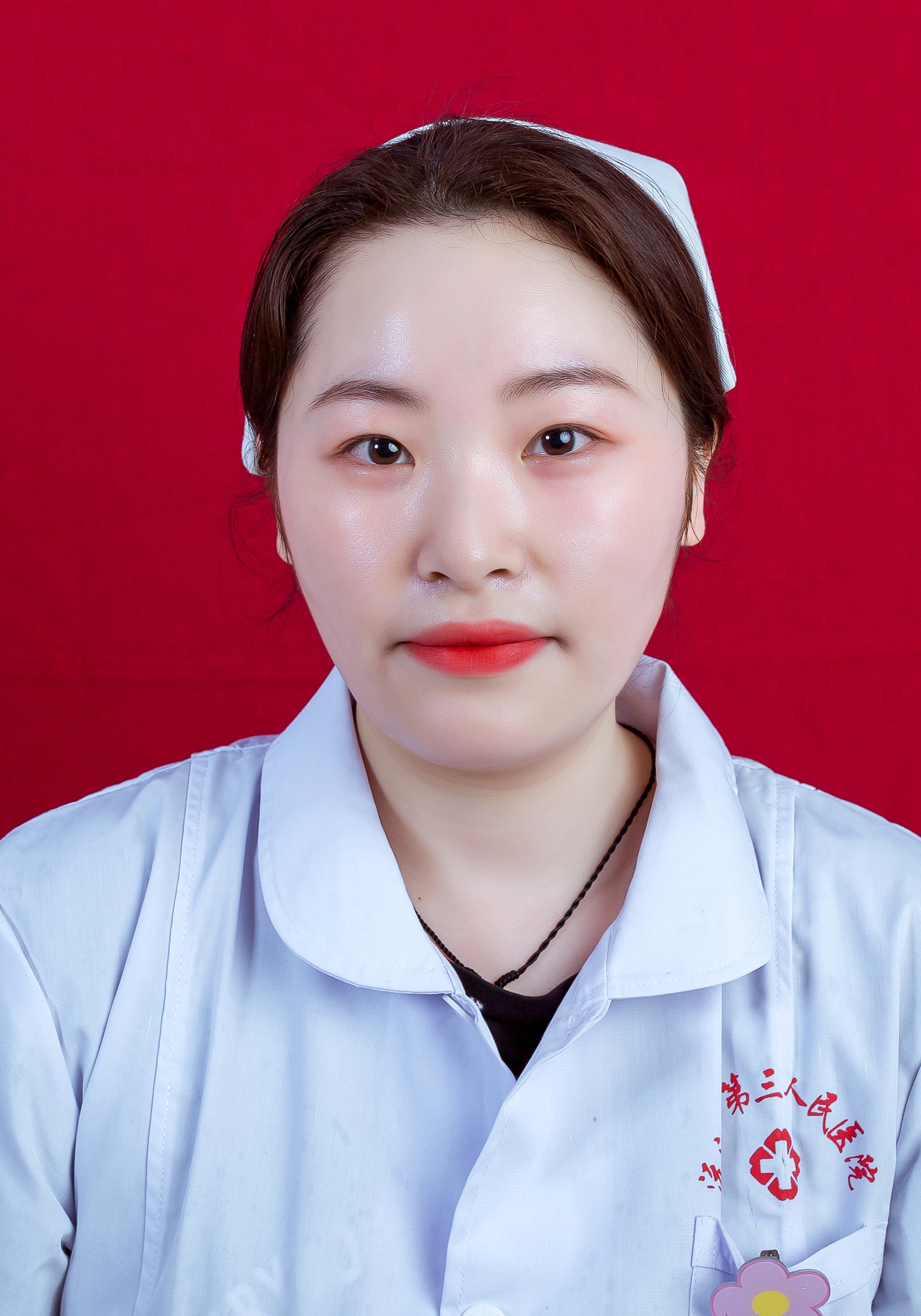 曾倩 护士