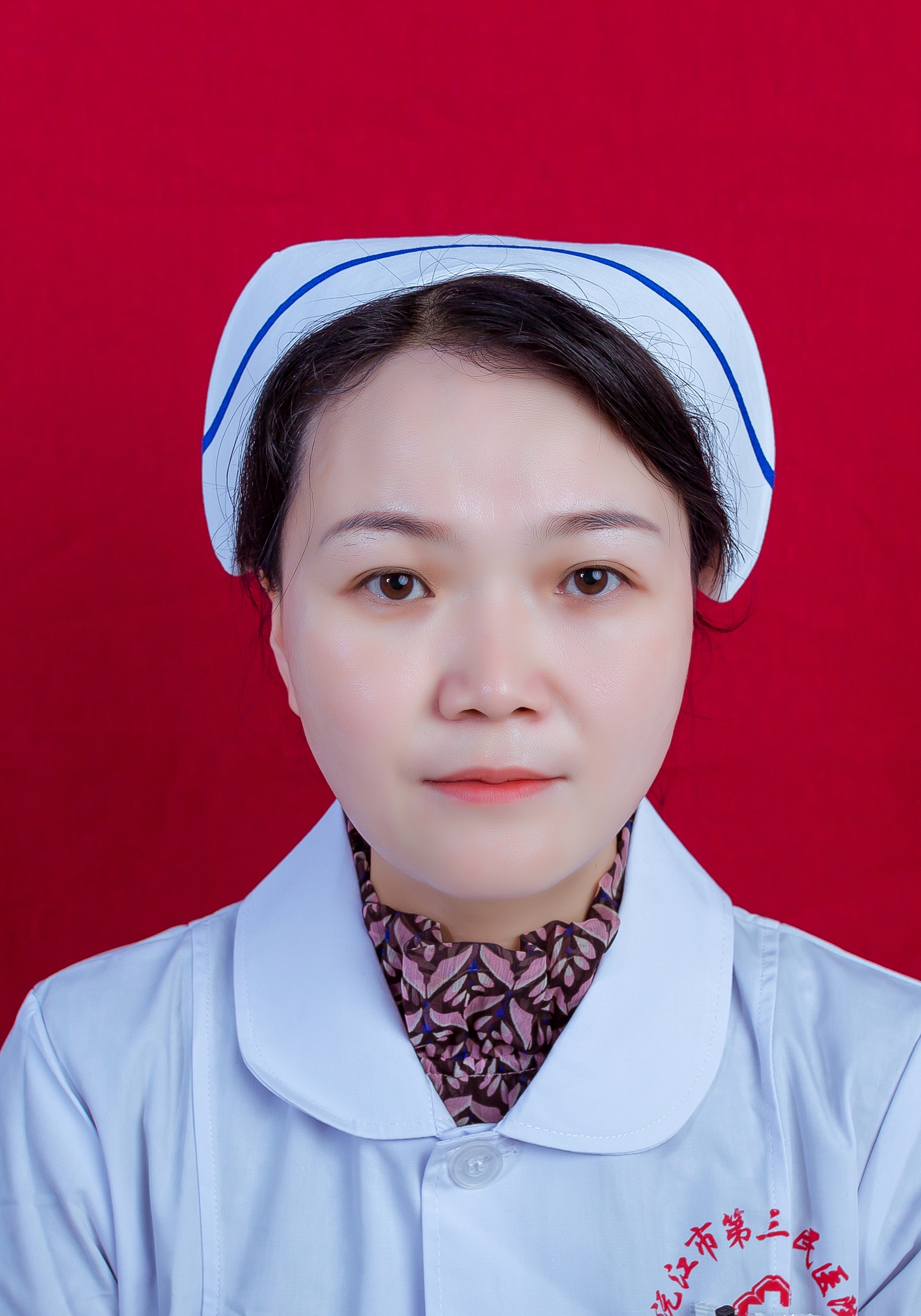 曾丽芳 护士长 主管护师