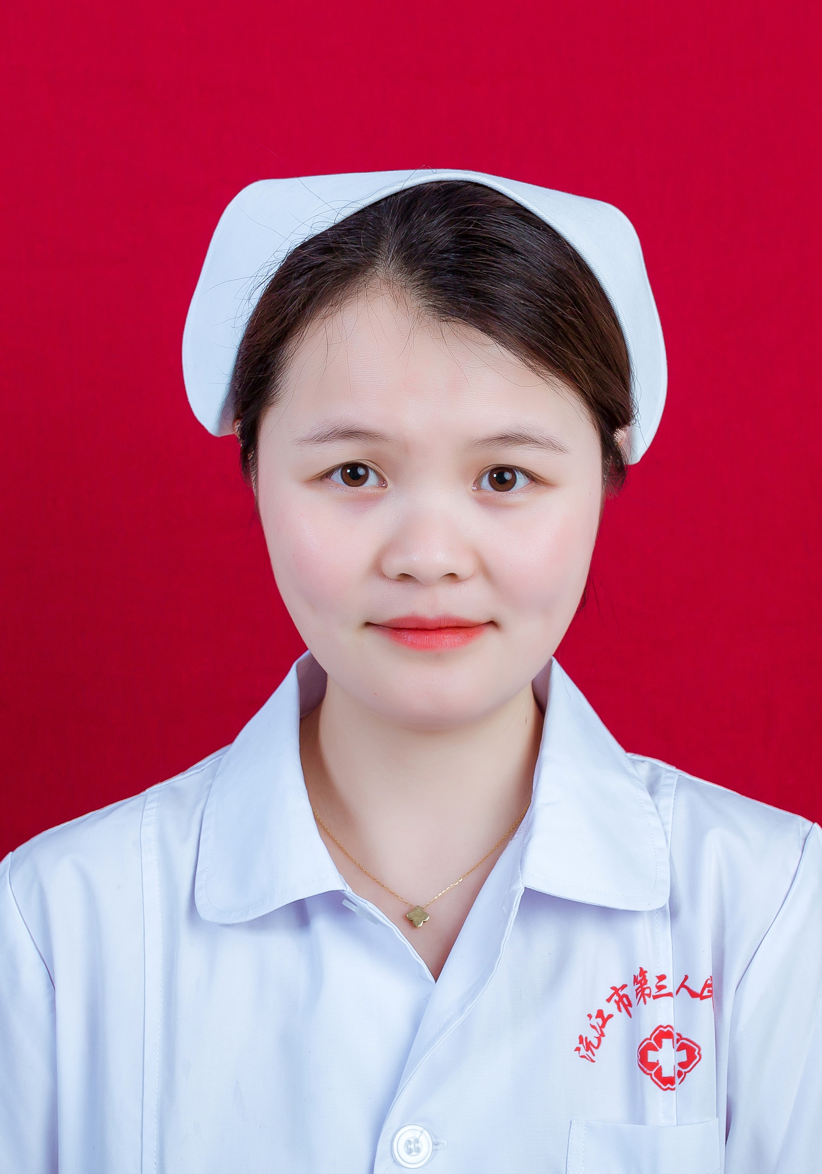 范珊   质控员     护师