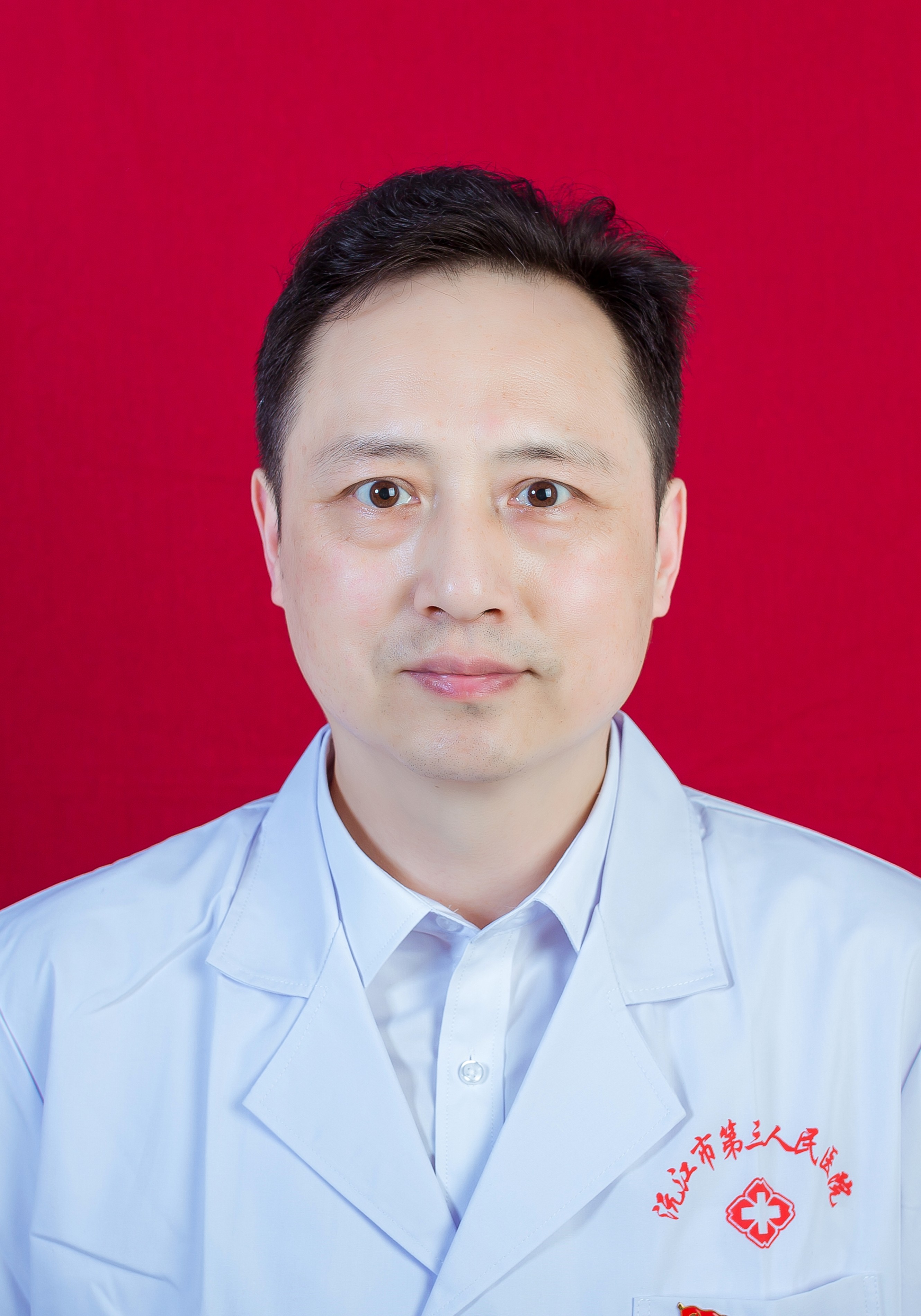 周钢 外科主任 副主任医师